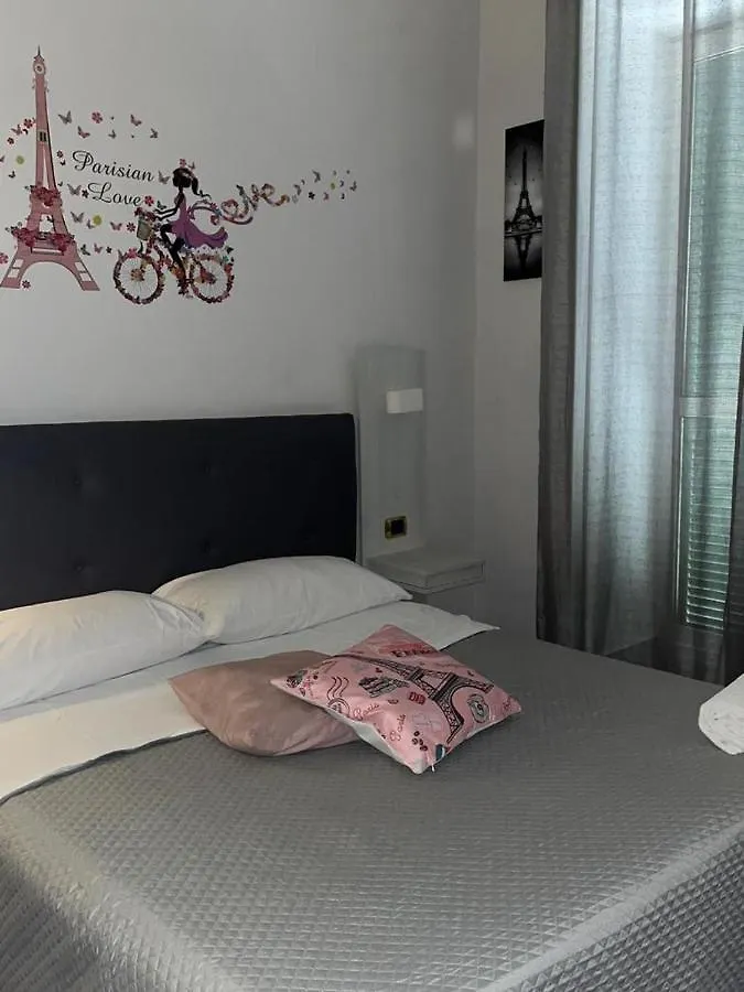 Oceania Hotels Neapel 0*,